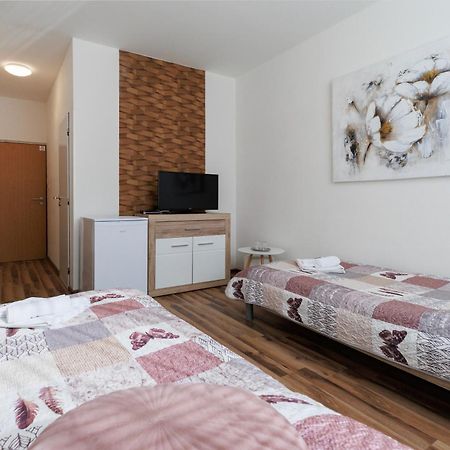 Agro Complex Apartments Nitra Bagian luar foto