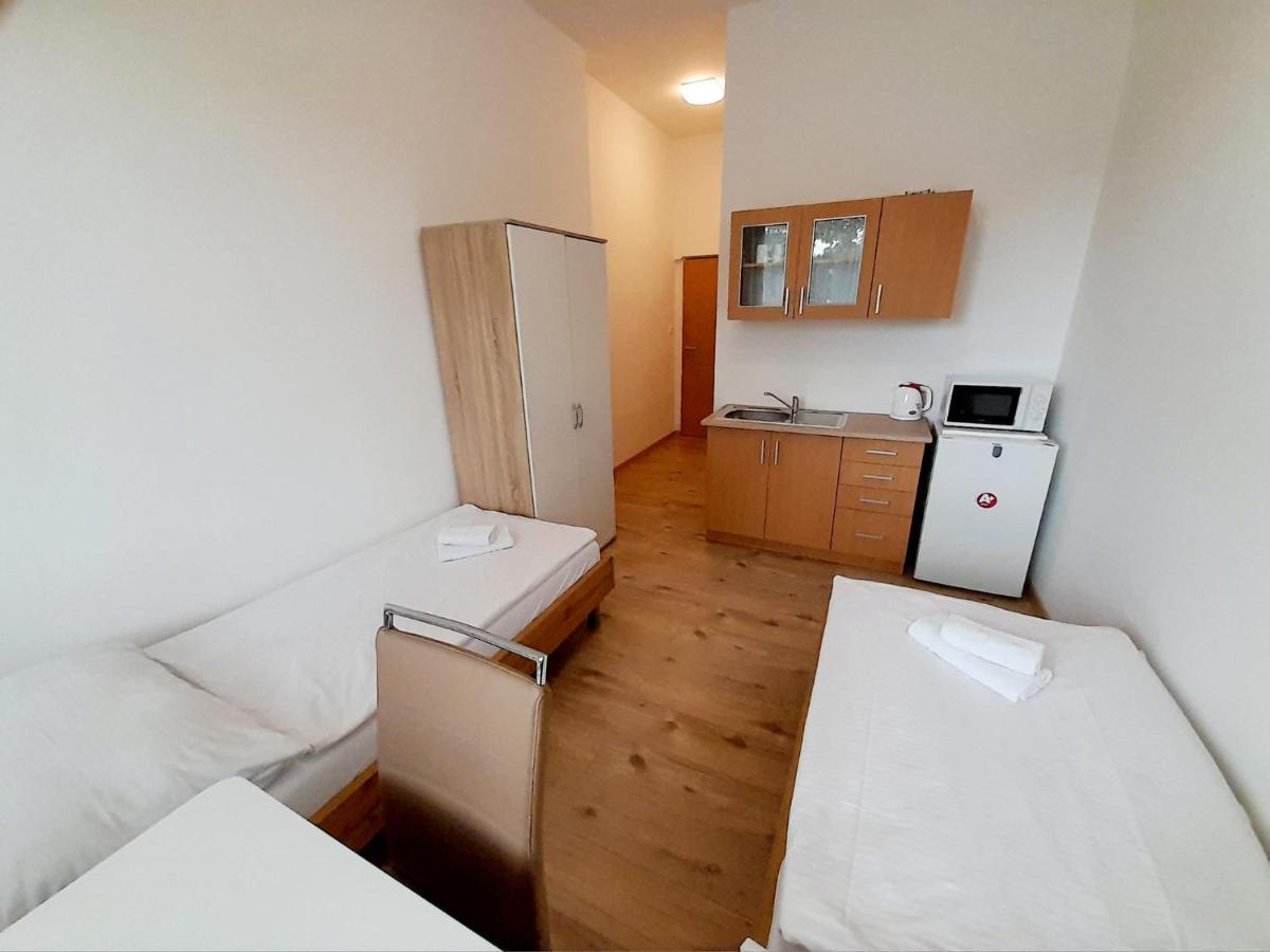 Agro Complex Apartments Nitra Bagian luar foto