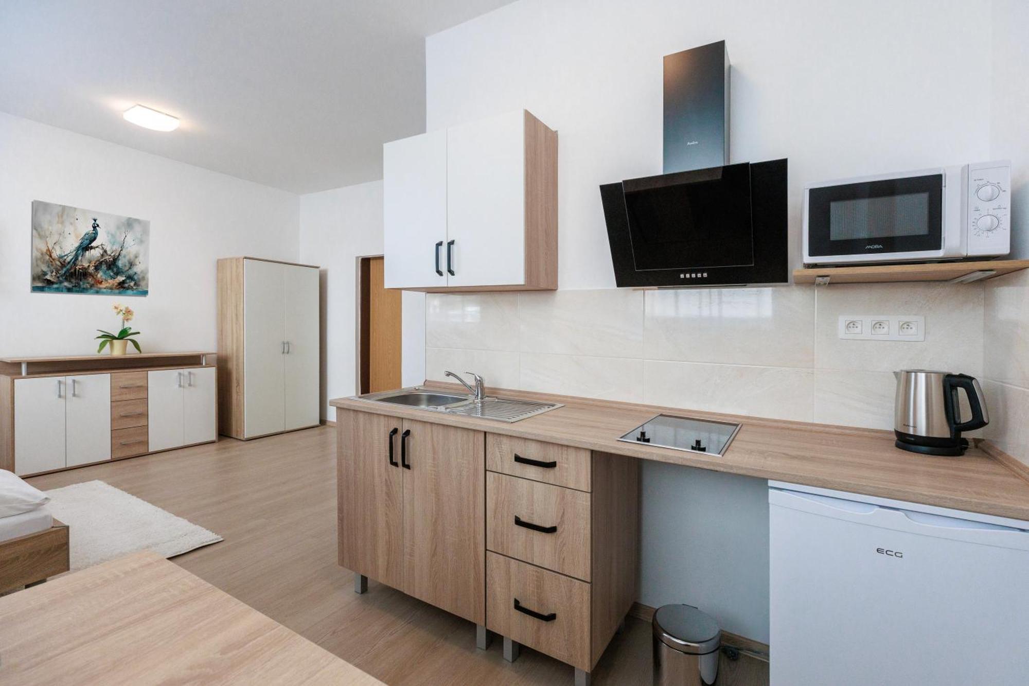 Agro Complex Apartments Nitra Bagian luar foto