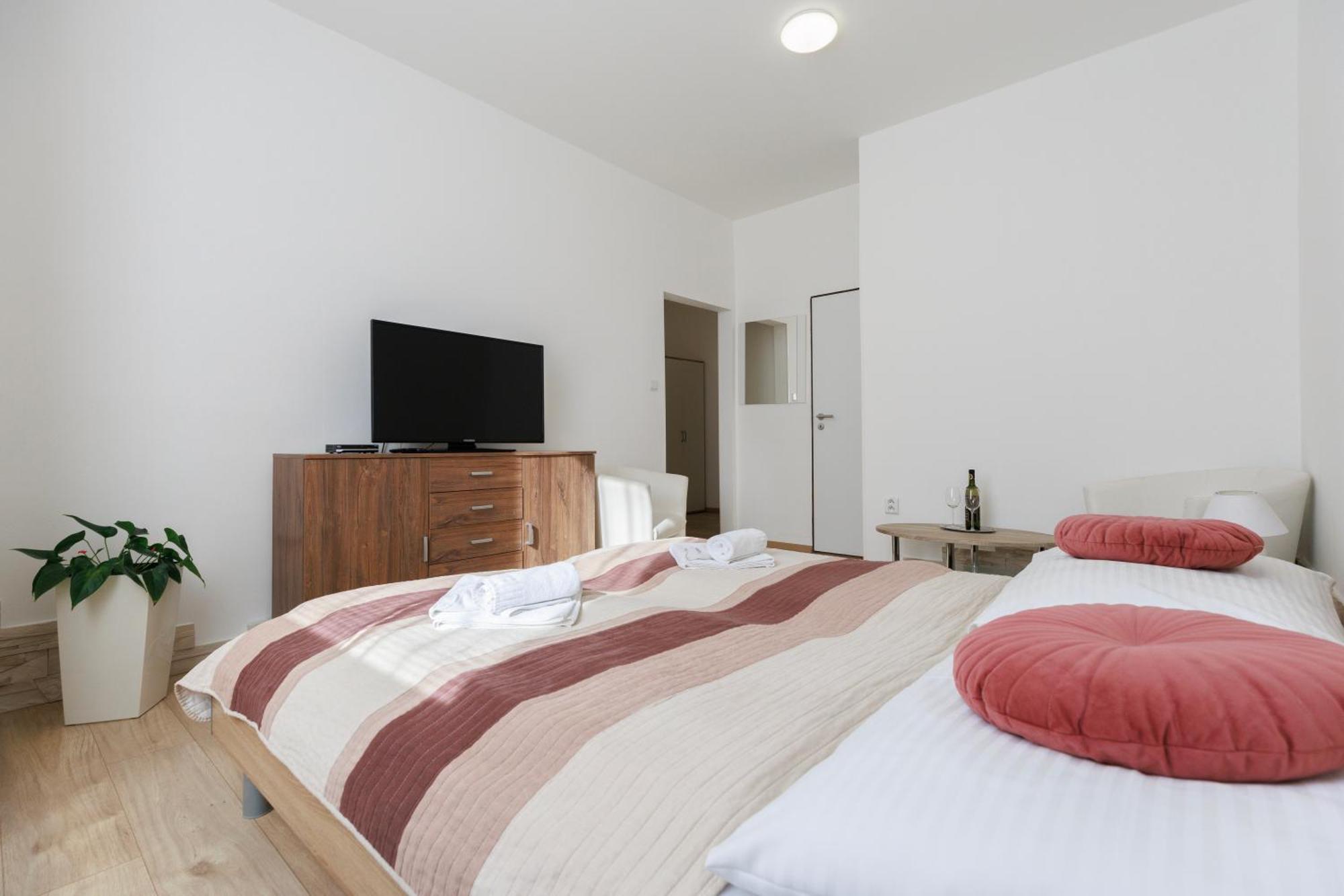 Agro Complex Apartments Nitra Bagian luar foto