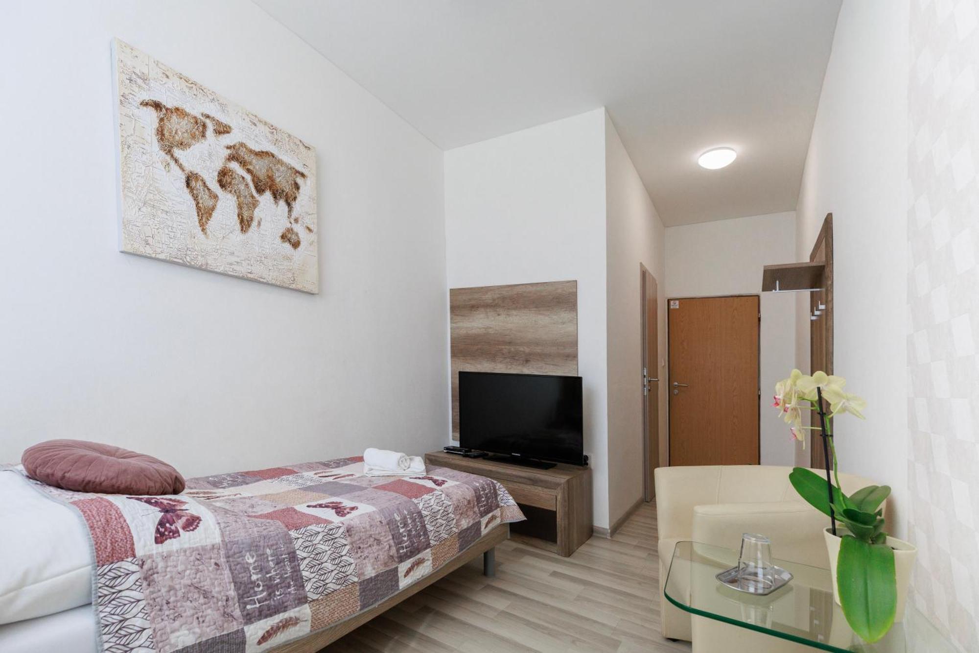 Agro Complex Apartments Nitra Bagian luar foto