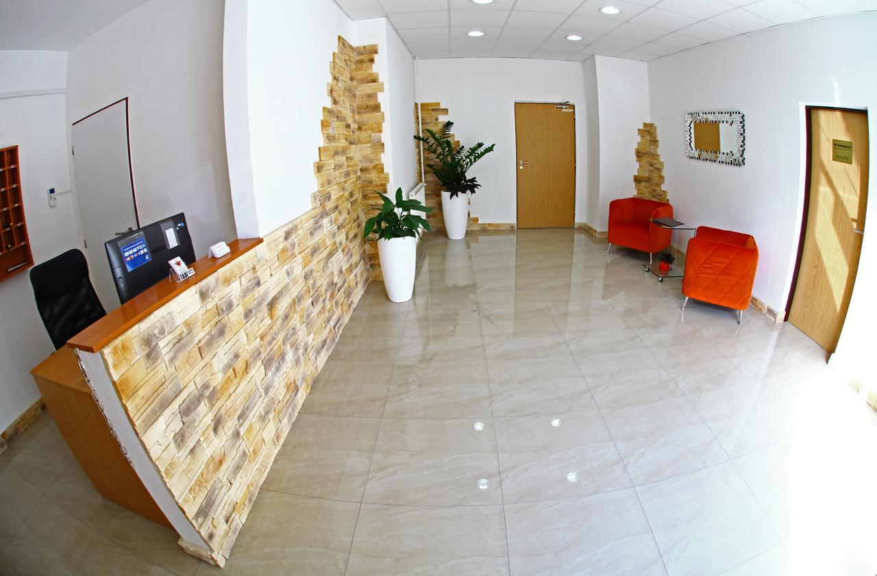 Agro Complex Apartments Nitra Bagian luar foto