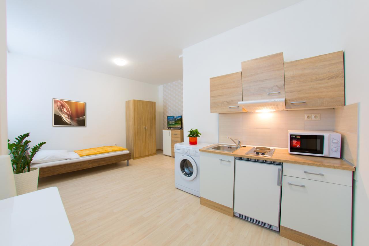 Agro Complex Apartments Nitra Bagian luar foto